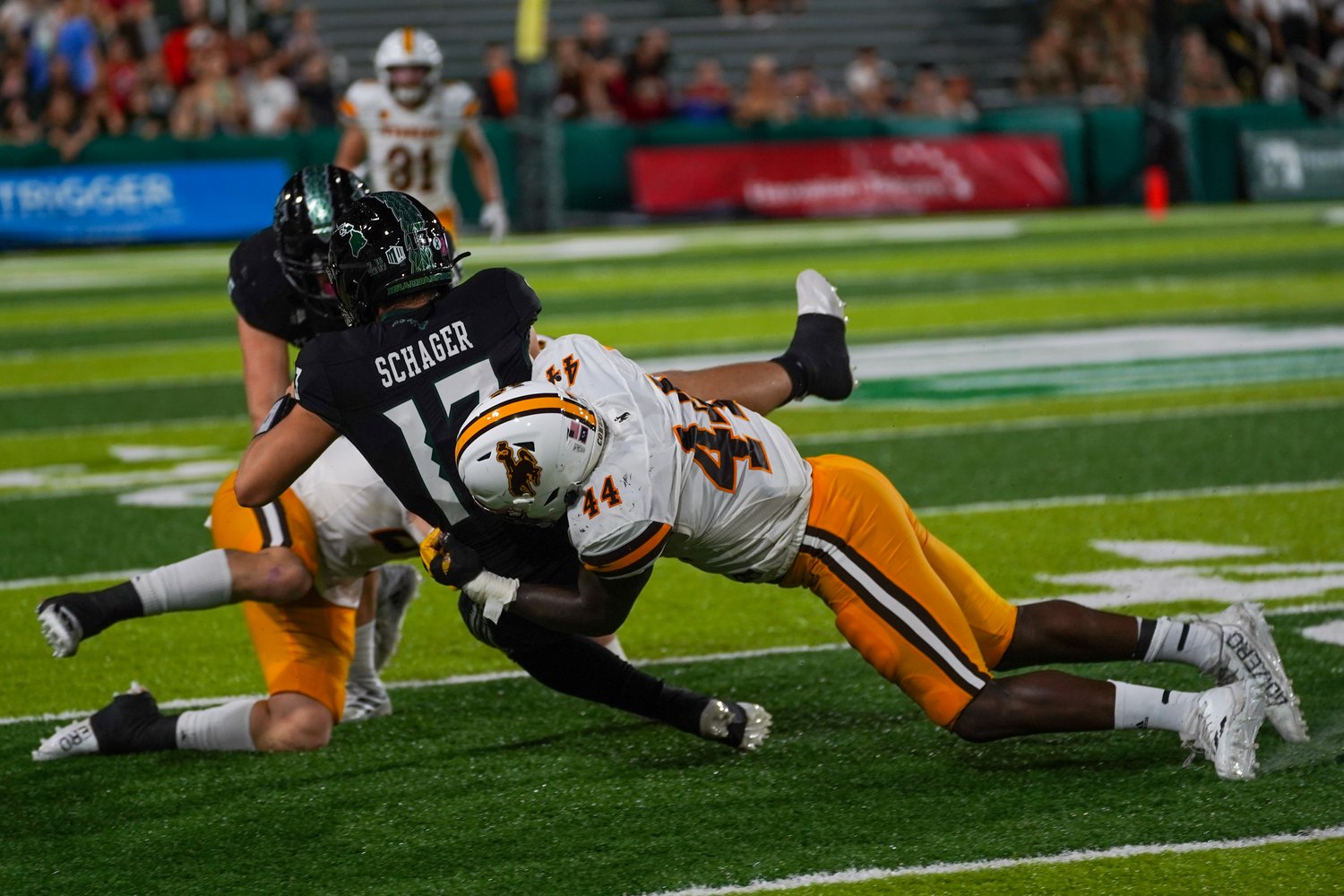 Wyoming Cowboys Become Bowl Eligible After 27-20 Victory in Hawaii ...